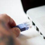 Prises téléphoniques : ce que la norme NF C 15-100 impose depuis septembre 2025